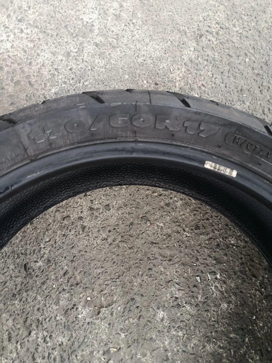Шина Michelin 110/60 R17